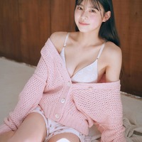 NMB48板垣心和、初水着に挑戦 ふんわり美バスト披露 画像