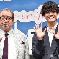 Aぇ! group佐野晶哉、57歳差・平泉成と“メル友”「勝手に成さんの孫だと思っています」やりとり明かす【明日を綴る写真館】 画像