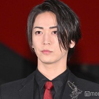 KAT-TUN亀梨和也、“変装なし”でまさかの行動 見上愛が目撃「意外だなと思いました」 【ゲームの名は誘拐】 画像