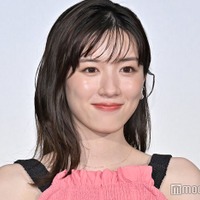 永野芽郁、共演俳優からのプレゼントに驚き「時間と愛情を感じました」【からかい上手の高木さん】 画像