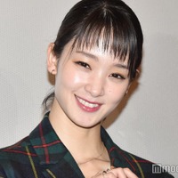 剛力彩芽、ロングのピンクヘアで印象ガラリ 私服ショットも公開「似合う」「可愛すぎる」と反響 画像