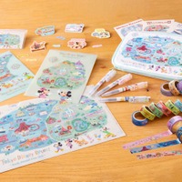 東京ディズニーリゾート、“マップ”モチーフの新作グッズ＆フードスーベニアが登場 画像