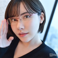 深田えいみ、3年前のナース＆JKギャルコスプレショット公開「可愛すぎ」「どんな衣装も着こなす」の声 画像