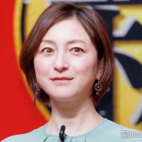 広末涼子、純白ベアトップで美デコルテ輝く “嬉しいお知らせ”予告も 画像