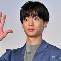 伊藤健太郎、甥っ子との“散歩”ショット公開「成長してる」「可愛い」絶賛の声 画像