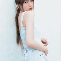 「この子は誰？」と話題の19歳・白宮みずほ「CanCam」専属モデル新加入 “圧倒的透明感”にスタッフも驚き 画像