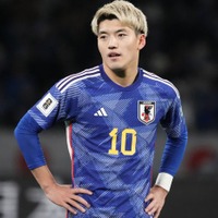 木村拓哉、サッカー堂安律選手に粋な結婚祝い 明石家さんまが明かす 画像