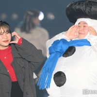 夜のひと笑い・こう、雪だるま姿で登場 いちえは美脚披露で仲良くランウェイ【関西コレクション 2024 A／W】 画像