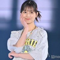 日向坂46小坂菜緒、ルームウェア姿で美脚スラリ「スタイル良い」「女神」の声 画像