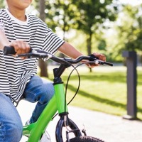 息子と自転車で帰宅中、息子が先に行ってしまった！？交番が見えてくると…→予想外の光景に「驚き」 画像