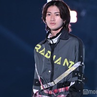 市村正親の長男・市村優汰、金髪イメチェンで制服ディズニー満喫「イケメン度増してる」「アイドルかと思った」の声 画像