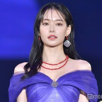 なこなこカップル・なごみ、美バスト＆背中ざっくりドレス姿に反響「圧巻美」「憧れる」 画像