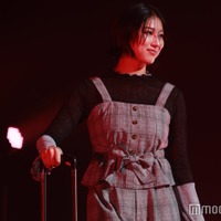 「日プ女子」出身・高畠百加、セットアップで美スタイル際立つ クールにランウェイデビュー【STARRZ TOKYO】 画像