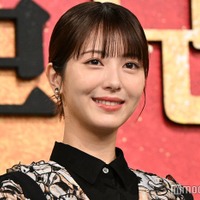 浜辺美波、大河ドラマ初出演決定 オファー受けた“理由”と意気込み明かす「最後まで責任感を持って」【豊臣兄弟！】 画像