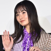 乃木坂46遠藤さくら、デコルテ披露SEXYニット姿に悶絶「ドキドキする」「色気すごい」と反響 画像