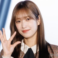 日向坂46佐々木久美、ショーパンから美脚スラリ テキサス満喫ショットに「可愛い」「脚長すぎ」と反響 画像