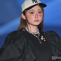 ゆうちゃみ、レースタイツからのぞく美脚がSEXY “猫ヒゲ”で愛らしさ全開【TGC北九州2024】 画像
