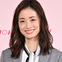 上戸彩、“守りたくなる”共演女優を絶賛「フェロモンがムンムン」「コロっといっちゃう」 画像