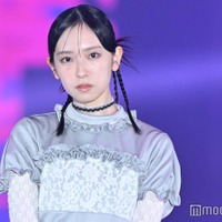 日向坂46金村美玖、フリルセットアップでトレンド感溢れる【GirlsAward 2024AW】 画像