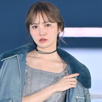 日向坂46加藤史帆、新ヘアで雰囲気ガラリ「ギャップすごい」「圧倒的透明感」 画像