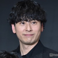 三代目JSB山下健二郎、実家での写真で左手薬指に指輪キラリ「イケメンパパ」の声 画像