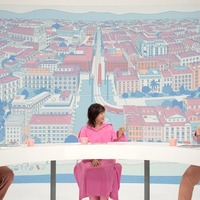 Netflix「オフライン ラブ」小泉今日子&令和ロマン、恋リア初MCに意気込み インタビュー映像解禁 画像