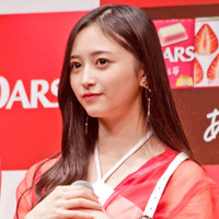 「破壊力抜群」乃木坂46井上和、ふんわりスカートのモノトーンコーデに絶賛の声「かわいすぎる!天使!」 画像