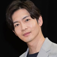 松下洸平、ファン公言・ジャルジャルのライブで記念ショット披露「少年のようなお顔になってる」「愛がすごい」の声 画像