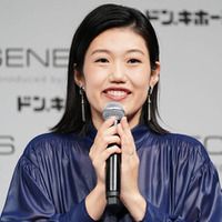 「画期的!」3児の母・横澤夏子、雨の日の“登園スタイル”SHOTに反響「めちゃくちゃ便利そう」 画像