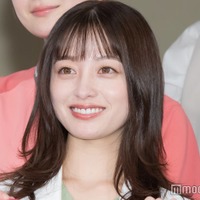 橋本環奈、主題歌担当・Da-iCE花村想太のサプライズ登場に笑顔 楽曲への期待も明かす【天久鷹央の推理カルテ】 画像