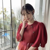 道重さゆみ、華やかな真っ赤コーデSHOTに反響「ホントに可愛すぎ」「綺麗」 画像