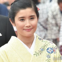 石田ひかり、板垣瑞生さん追悼「おかえりずっと心配してたよ」親子役でドラマ共演 画像