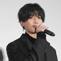 八木勇征、夜に紛れた自撮りSHOTにファン大歓喜「流石にかっこよすぎる」「オフ顔好き」 画像