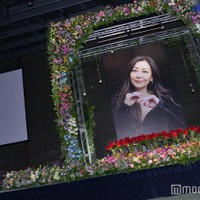 小泉今日子、亡き中山美穂さんとの思い出振り返り涙「会ったら話したいことがたくさんありました」 画像