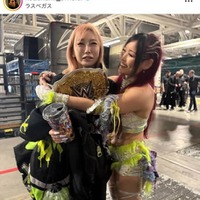 倖田來未、感無量!“王者”イヨ・スカイ選手とのベルトSHOTに反響「興奮伝わってきます」「良い思い出になったね」 画像
