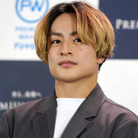白濱亜嵐、露天風呂を満喫する笑顔SHOTにファンほっこり「素敵なお写真」「流石に可愛すぎ」 画像
