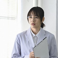 「キャスター」のん、11年ぶり民放ドラマ出演に反響「圧倒的演技力に引き込まれる」「透明感すごい」 画像