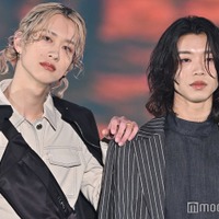 もーりーしゅーと、綺麗めコーデで雰囲気ガラリ もーりーはツインお団子ヘア【GirlsAward 2025SS】 画像
