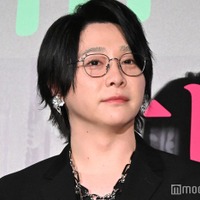 ミセス大森元貴「#天才」との評価に照れ ラインストーンパンツ着こなす【#真相をお話しします】 画像