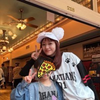 伊藤千晃、息子らとのディズニーSHOTに反響「幸せいっぱい」「ほっこり」 画像