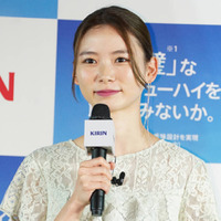 朝日奈央、ヘアチェンジ!“軽めボブ”SHOTに反響「爽やかスタイル」「美人ましまし!」 画像