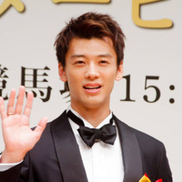 竹内涼真、昨年のクリスマスに経験した“悲劇”とは?「落として、流しちゃった」 画像