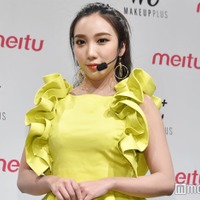 ざわちん、“初挑戦”金髪ボブで雰囲気ガラリ「別人級」「透明感すごい」と絶賛の声 画像