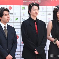 櫻坂46山崎天、ノースリーブドレスで美肌見せ 西垣匠はブラック×レッドのジャケットコーデ【SSFF&ASIA2025】 画像