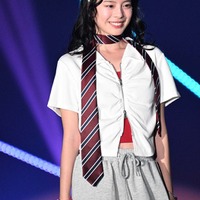 「今日好き」小國舞羽、圧巻美脚際立つショーパンコーデ【TGC teen ICHINOSEKI 2025】 画像
