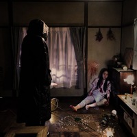 「恋は闇」万琴(岸井ゆきの)、血まみれ女性&ナイフ持つ人物目撃 真犯人は誰? 画像