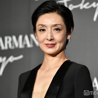 草刈民代、すっぴんで夫とニューヨーク散歩 2ショットに「美しい」「お肌ツヤツヤ」の声 画像