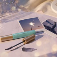 アイプチ(R)、「ひとえ・奥ぶたえ用マスカラ」に夏の限定色が登場 画像
