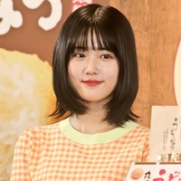 原菜乃華、久間田琳加ら『見える子ちゃん』メンバーとパシャリ!仲良しSHOTに「良い写真」「とても素敵」 画像