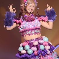 しなこ、ステージ上でASMR ストーリー調に3曲披露【TGC teen 2025 Summer】 画像